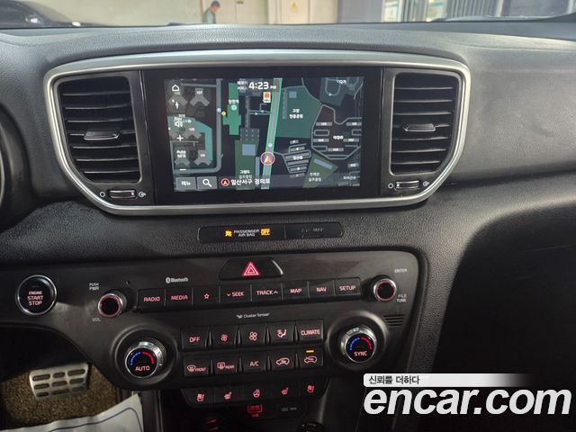 Kia Sportage The Bold Diesel 2.0 2WD Prestige 2019 — фото 15