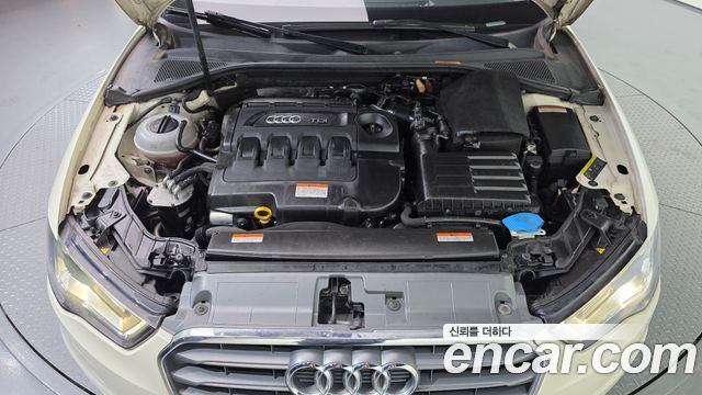 Audi A3 25 TDI Dynamic 8V 2015 — фото 6