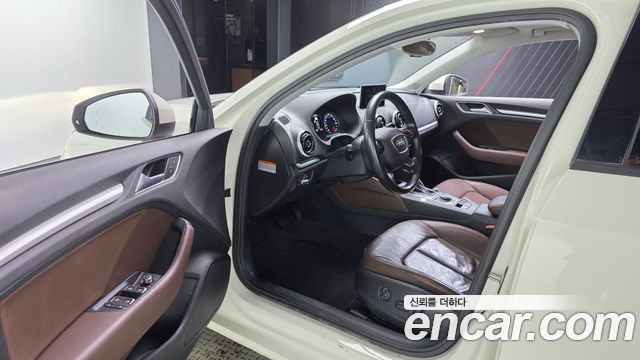 Audi A3 25 TDI Dynamic 8V 2015 — фото 10