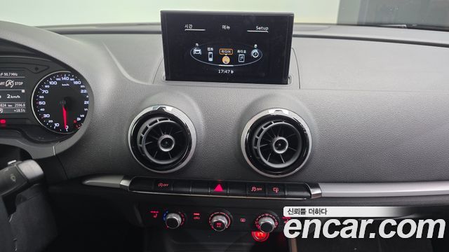 Audi A3 25 TDI Dynamic 8V 2015 — фото 14