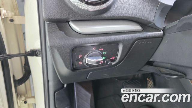 Audi A3 25 TDI Dynamic 8V 2015 — фото 17