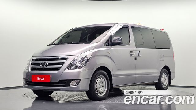 Hyundai Grand Starex 12-Seater Wagon Smart 2016 — фото 1