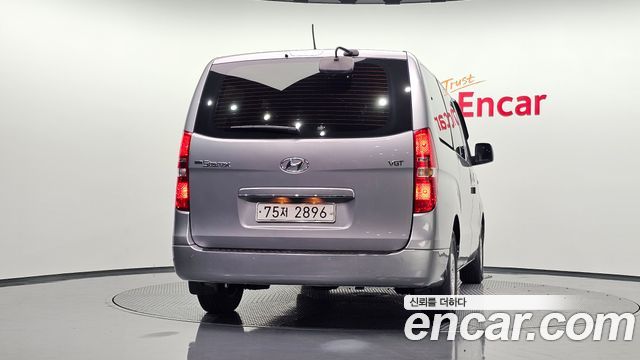 Hyundai Grand Starex 12-Seater Wagon Smart 2016 — фото 4