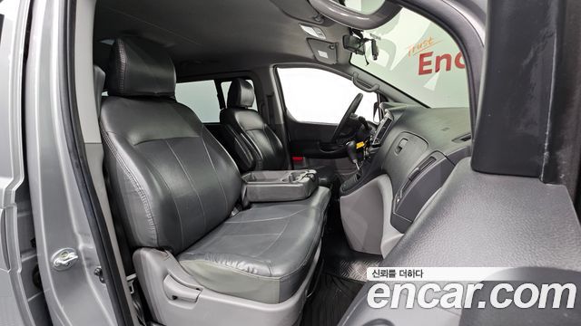 Hyundai Grand Starex 12-Seater Wagon Smart 2016 — фото 12