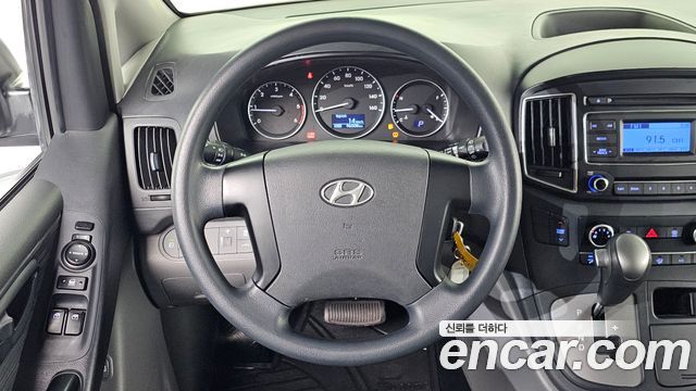 Hyundai Grand Starex 12-Seater Wagon Smart 2016 — фото 16