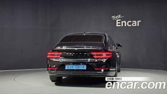 Genesis Electrified G80 (RG3) e-AWD 2022 — фото 4