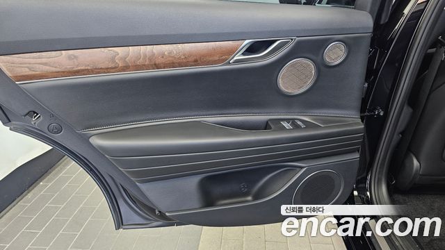 Genesis Electrified G80 (RG3) e-AWD 2022 — фото 25