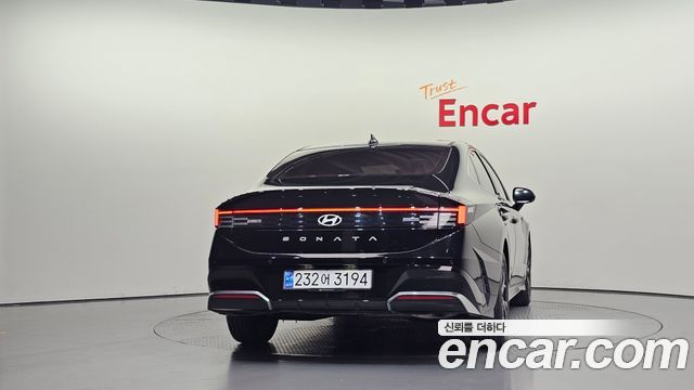 Hyundai Sonata The Edge (DN8) 1.6 Turbo Premium 2024 — фото 4