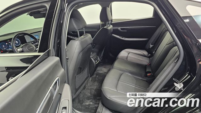 Hyundai Sonata The Edge (DN8) 1.6 Turbo Premium 2024 — фото 15