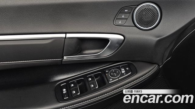 Hyundai Sonata The Edge (DN8) 1.6 Turbo Premium 2024 — фото 16