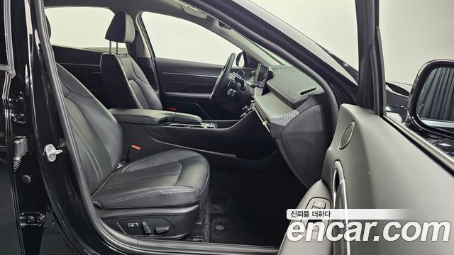 Hyundai Sonata The Edge (DN8) 1.6 Turbo Premium 2024 — фото 32