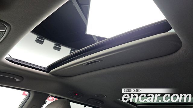 Kia Carnival 9-seater Noblesse 2015 — фото 17