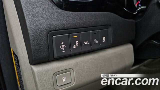 Kia Carnival 9-seater Noblesse 2015 — фото 28