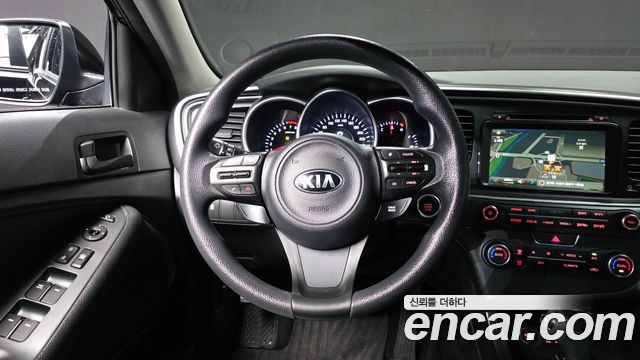 Kia K5 Luxury Standard 2015 — фото 13