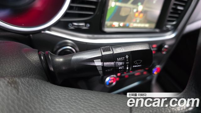 Kia K5 Luxury Standard 2015 — фото 29