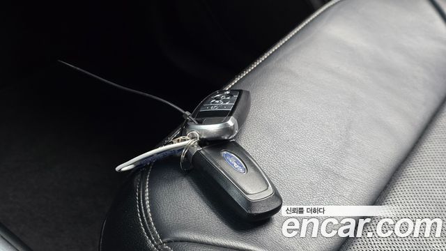 Ford Explorer (VI) 2.3 LimIted 4WD 2020 — фото 15