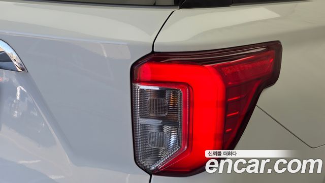 Ford Explorer (VI) 2.3 LimIted 4WD 2020 — фото 23