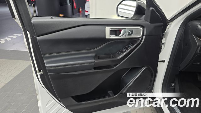 Ford Explorer (VI) 2.3 LimIted 4WD 2020 — фото 24