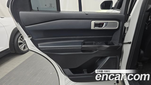 Ford Explorer (VI) 2.3 LimIted 4WD 2020 — фото 25