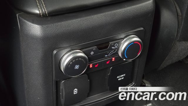 Ford Explorer (VI) 2.3 LimIted 4WD 2020 — фото 31