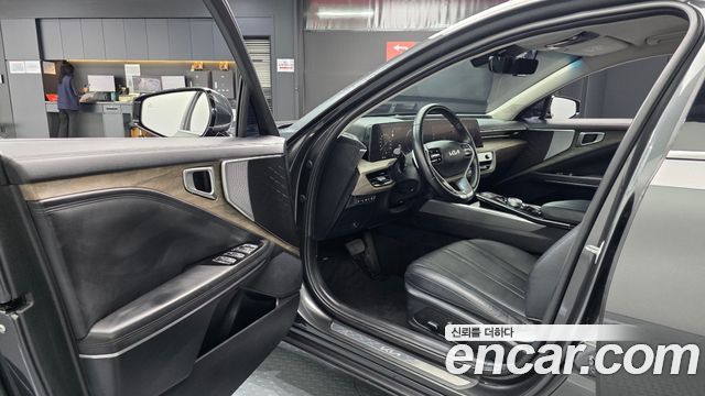 Kia K8 2.5 Gasoline 2WD Noblesse 2023 — фото 10