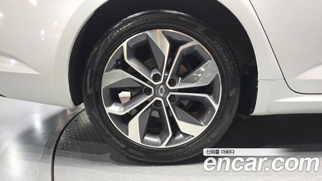 Renault Korea SM6 2.0 GDe LE 2020 — фото 5