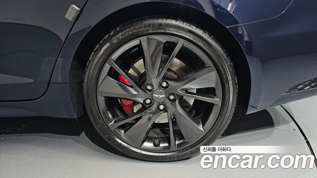 Genesis G70 Gasoline 2.0T 2WD 2021 — фото 21