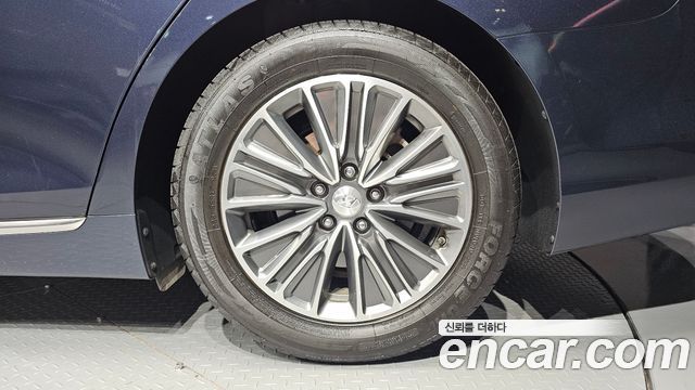 Hyundai Grandeur Hybrid (IG) Exclusive Special 2019 — фото 21