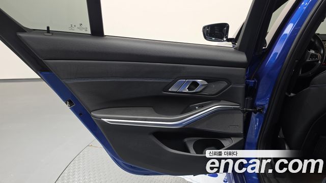 BMW 3 Series (G20) 330i M Sport 2019 — фото 25