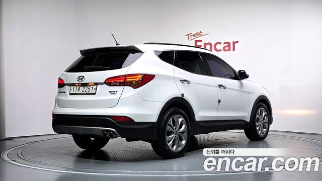 Hyundai Santa Fe (DM) Diesel(e-VGT) 2.0 4WD Premium 2015 — фото 2