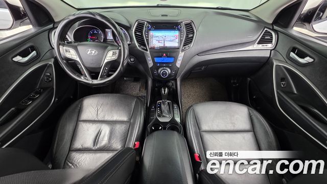 Hyundai Santa Fe (DM) Diesel(e-VGT) 2.0 4WD Premium 2015 — фото 7