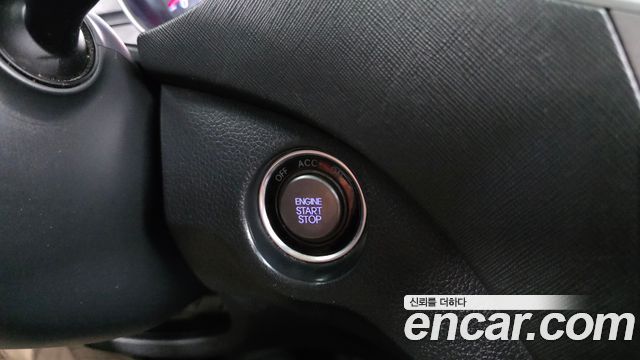 Hyundai Santa Fe (DM) Diesel(e-VGT) 2.0 4WD Premium 2015 — фото 28