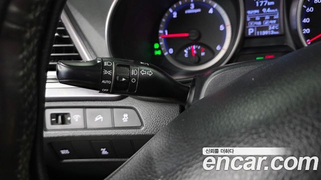 Hyundai Santa Fe (DM) Diesel(e-VGT) 2.0 4WD Premium 2015 — фото 29