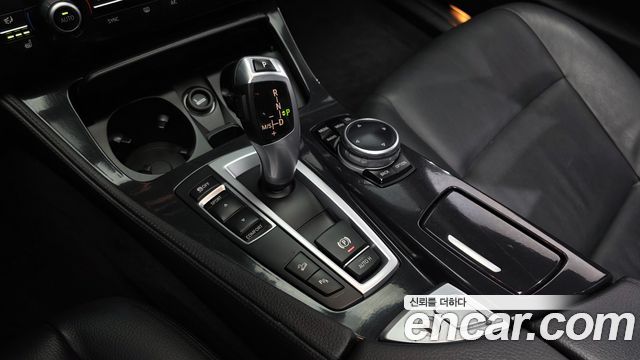 BMW 5 Series (F10) 520d xDrive 2015 — фото 9