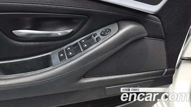 BMW 5 Series (F10) 520d xDrive 2015 — фото 29