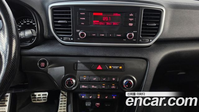 Kia Sportage The Bold Diesel 1.6 4WD Prestige 2022 — фото 13