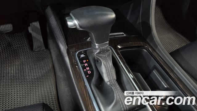 Kia K5 (II) 2.0 MX Prestige 2016 — фото 9