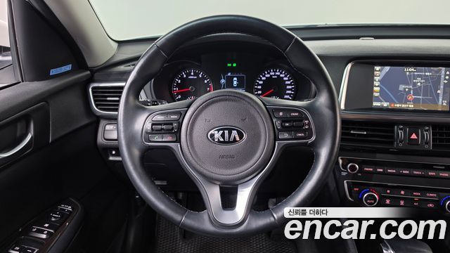 Kia K5 (II) 2.0 MX Prestige 2016 — фото 12