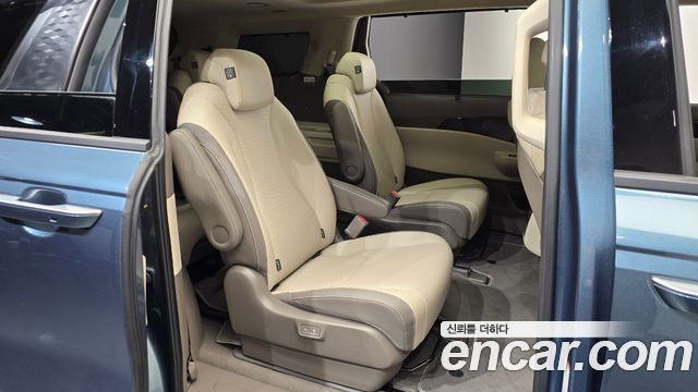 Kia Carnival (IV) Gasoline 9-Seater Signature 2024 — фото 11