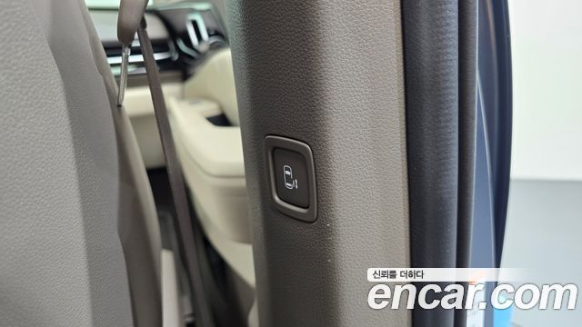 Kia Carnival (IV) Gasoline 9-Seater Signature 2024 — фото 17