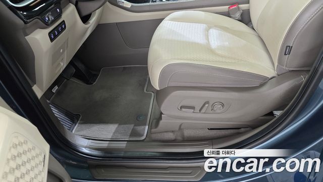 Kia Carnival (IV) Gasoline 9-Seater Signature 2024 — фото 30