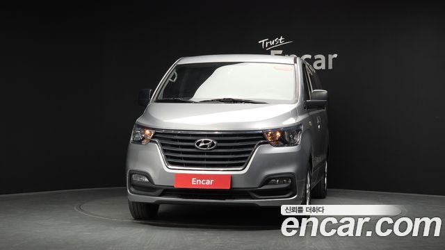 Hyundai Grand Starex Wagon 12-Seater Smart 2019 — фото 3