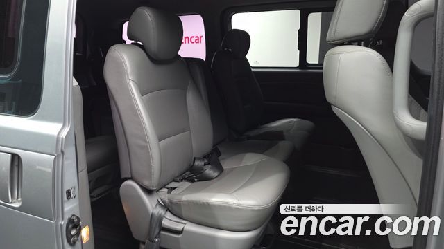 Hyundai Grand Starex Wagon 12-Seater Smart 2019 — фото 11