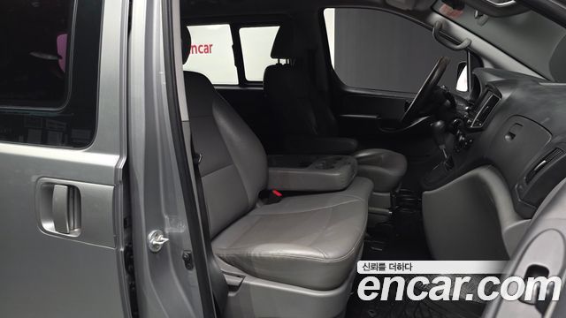Hyundai Grand Starex Wagon 12-Seater Smart 2019 — фото 12