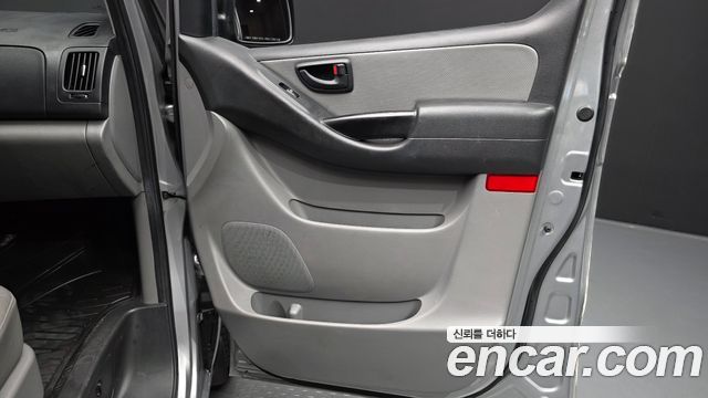Hyundai Grand Starex Wagon 12-Seater Smart 2019 — фото 25