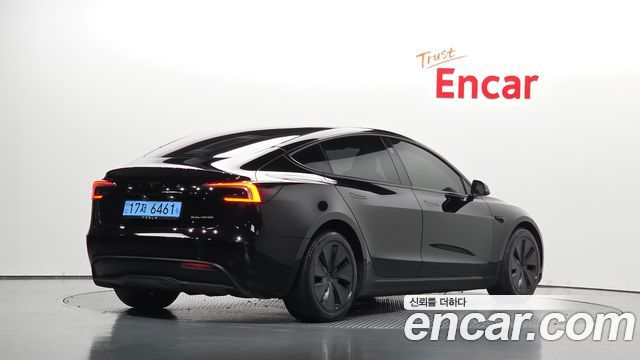 Tesla Model 3 Long Range AWD 2024 — фото 2