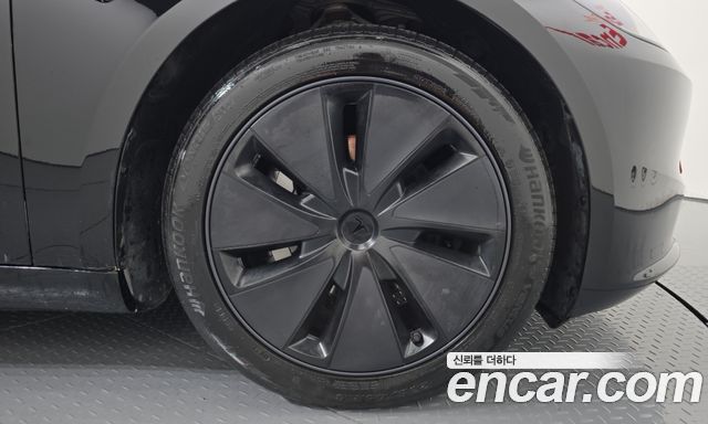 Tesla Model 3 Long Range AWD 2024 — фото 21