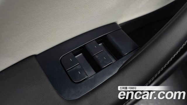 Tesla Model 3 Long Range AWD 2024 — фото 28