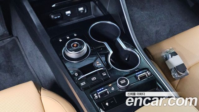 Kia K5 (III) 2.0 Prestige 2023 — фото 9