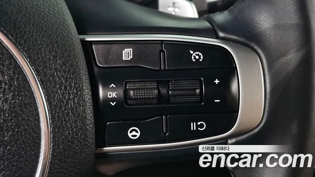 Kia K5 (III) 2.0 Prestige 2023 — фото 16